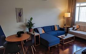 Casa Reformada, 2 qts, próx. ao Santuário Nacional
